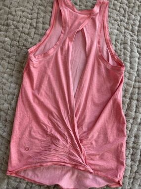 lululemon athletica Pink Twist-Back Racerback Tank-size 6